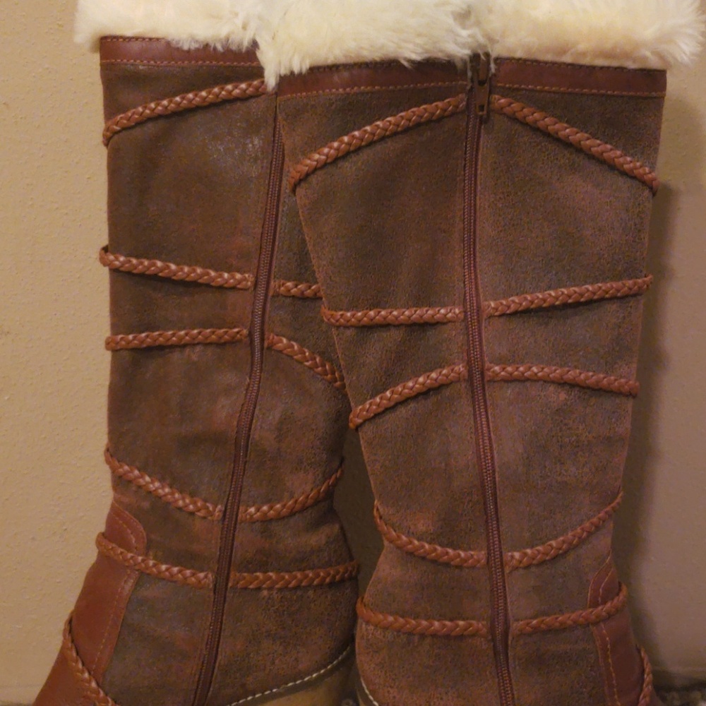 BCBGirls Labany Zip Up Boot Brown 7.5 - Picture 4 of 6